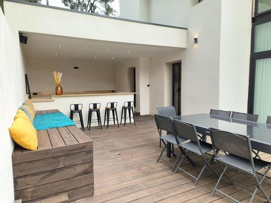 Villa Industrial Luxury Nimes & Arles à Beaucaire  Extérieur photo