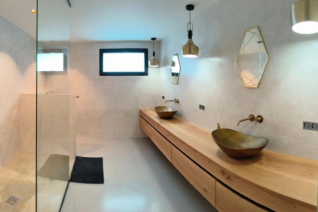 Villa Industrial Luxury Nimes & Arles à Beaucaire  Extérieur photo